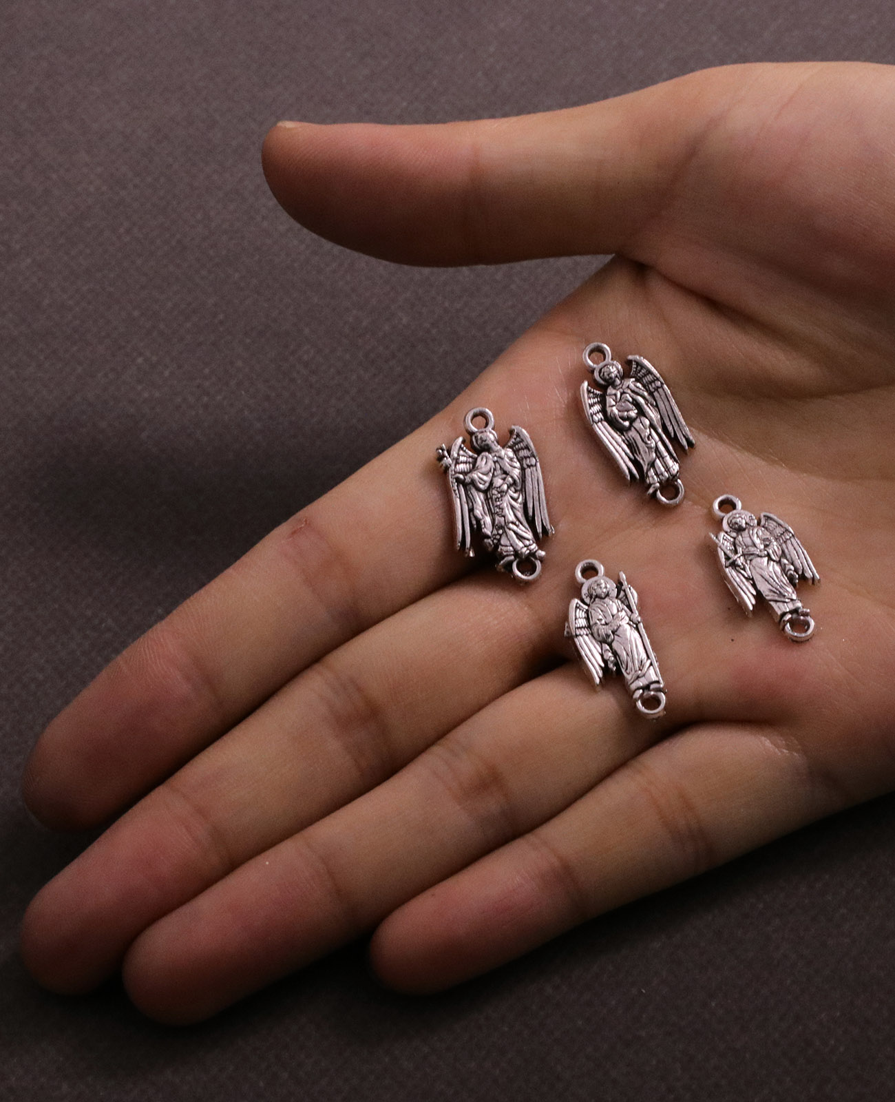 4 шт. медаль архангела христиа – обзор и цена Jewelry Making Michaels